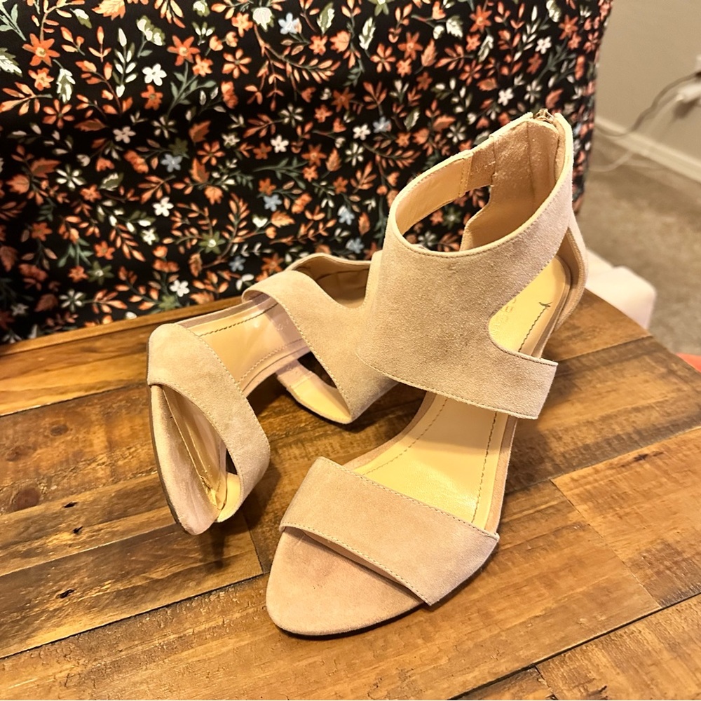 BCBG Powder Nude Heels